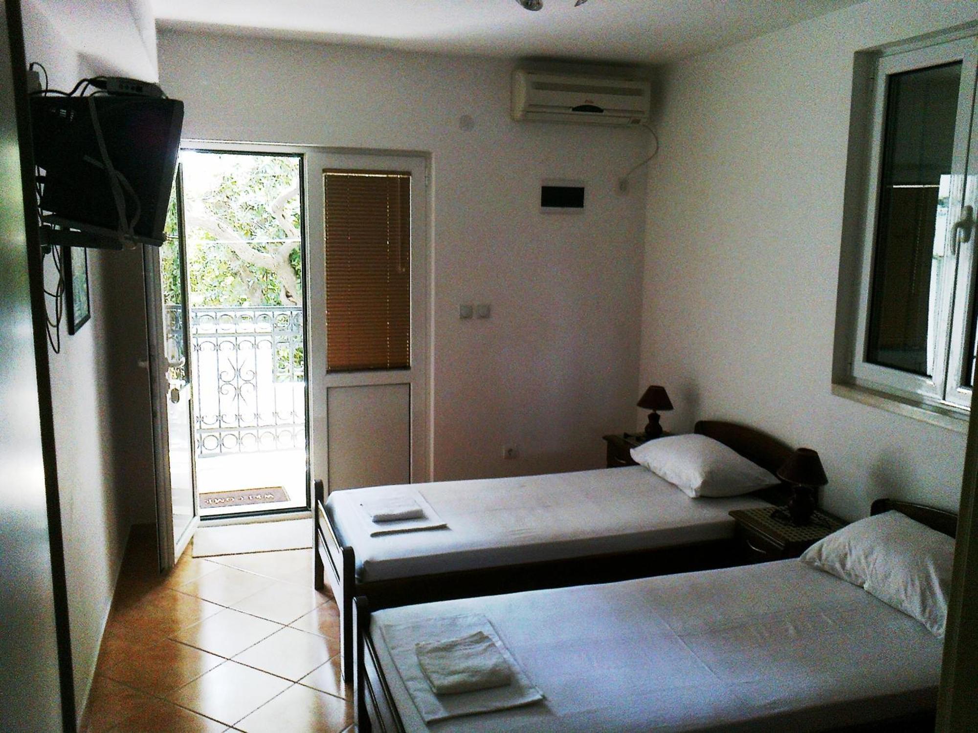 Oaza Guest House Sveti Stefan Room photo