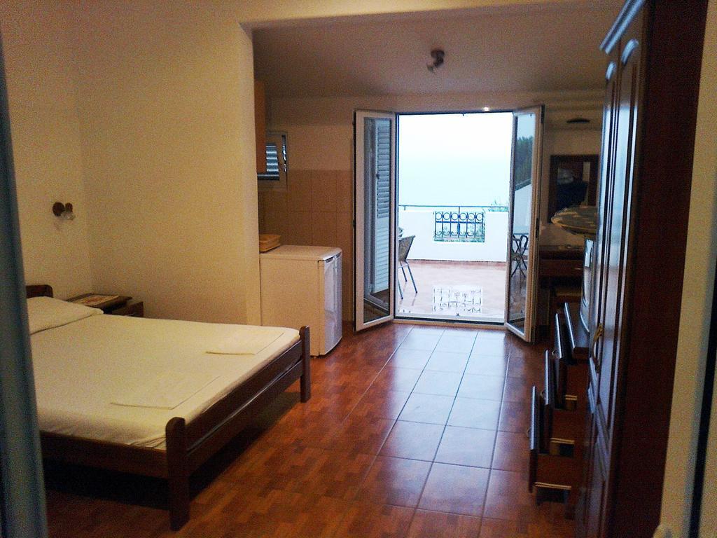 Oaza Guest House Sveti Stefan Room photo