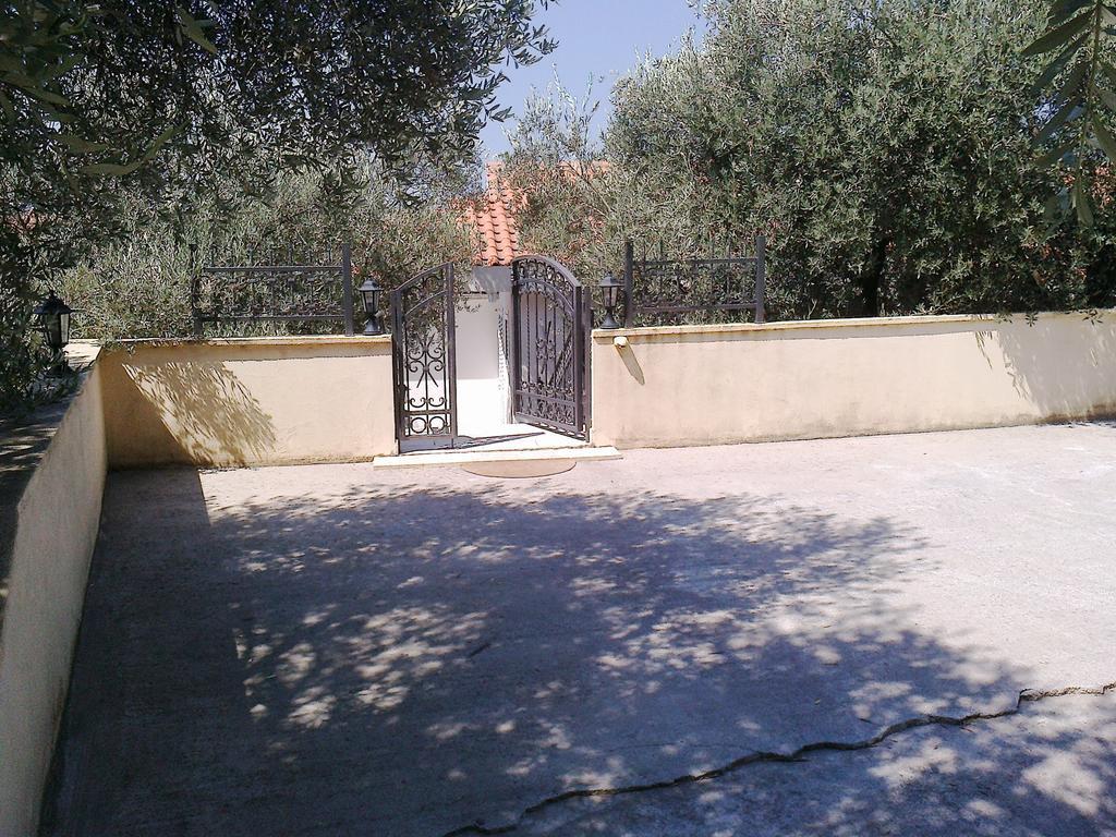 Oaza Guest House Sveti Stefan Exterior photo
