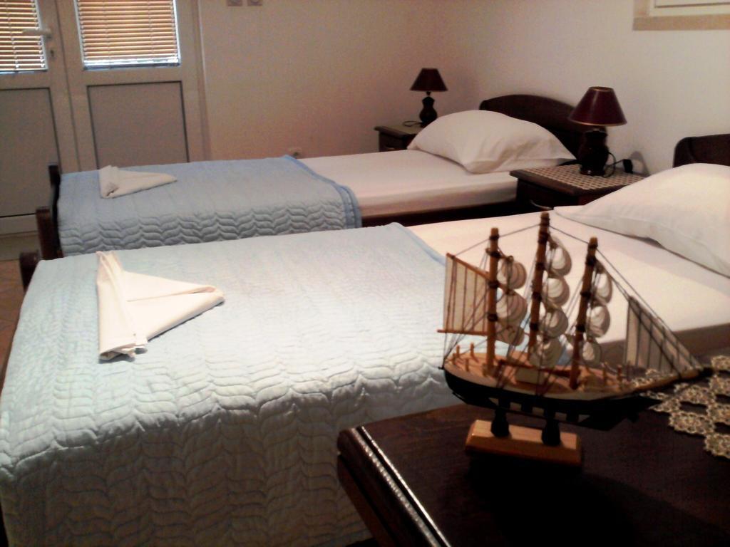 Oaza Guest House Sveti Stefan Room photo